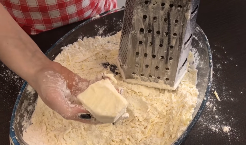 Как испечь луковый пирог по рецепту Ольги Матвей