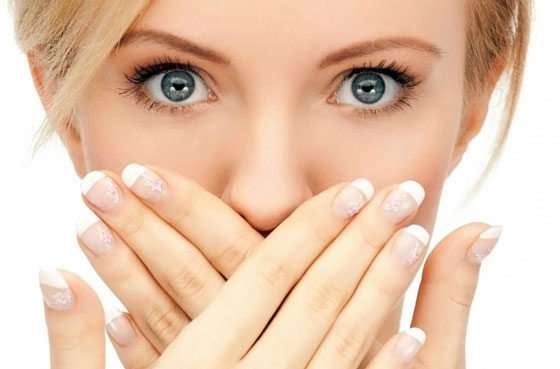 Вот, как вы можете природным способом избавиться от неприятного запаха изо рта всего за 5 минут