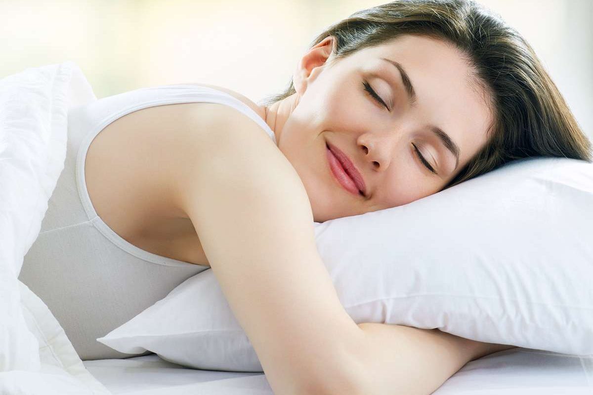 Ученые объясняют, сколько часов сна вам нужно, согласно вашему возрасту